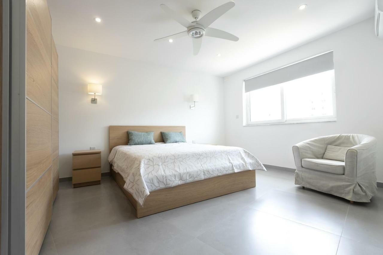 Mellieha Bay Waters Edge No. 160アパートメント エクステリア 写真