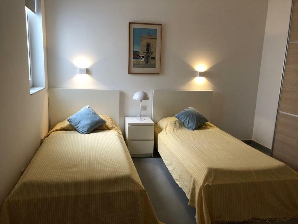Mellieha Bay Waters Edge No. 160アパートメント エクステリア 写真
